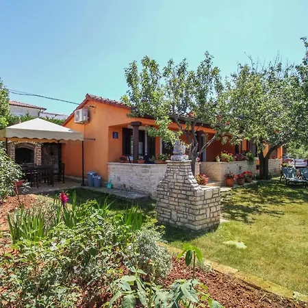 Klen In Smoljanci Holiday home Svetvincenat