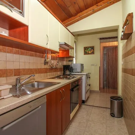 Holiday home Klen In Smoljanci