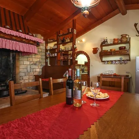 Klen In Smoljanci Svetvincenat