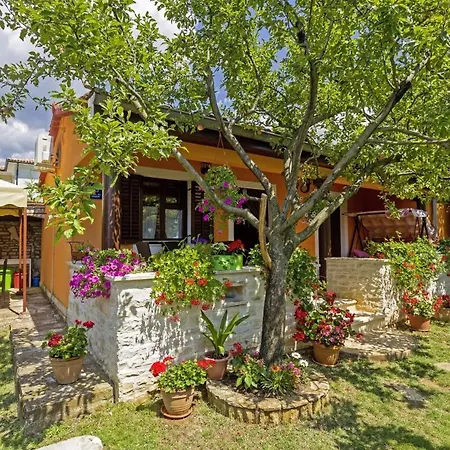 Holiday home Klen In Smoljanci