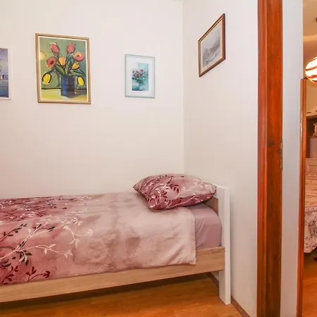 Klen In Smoljanci Holiday home